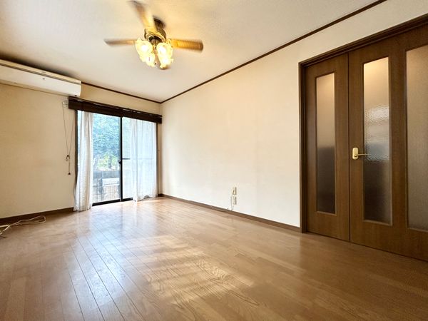 港南区港南台8丁目 戸建 リビング 港南区港南台8丁目 戸建 リビング