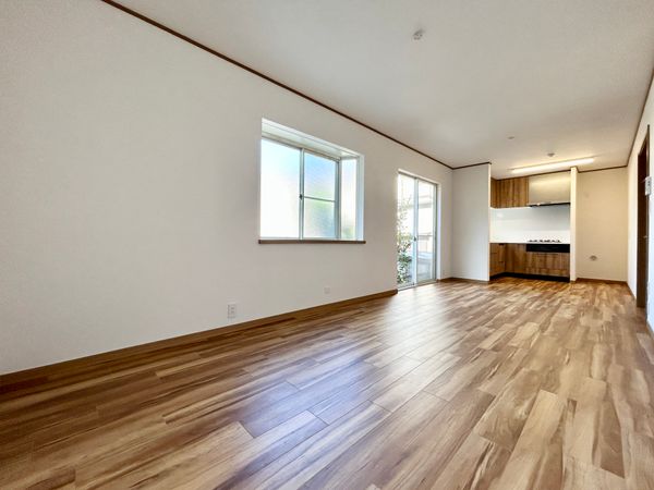 栄区桂町 戸建 リビング