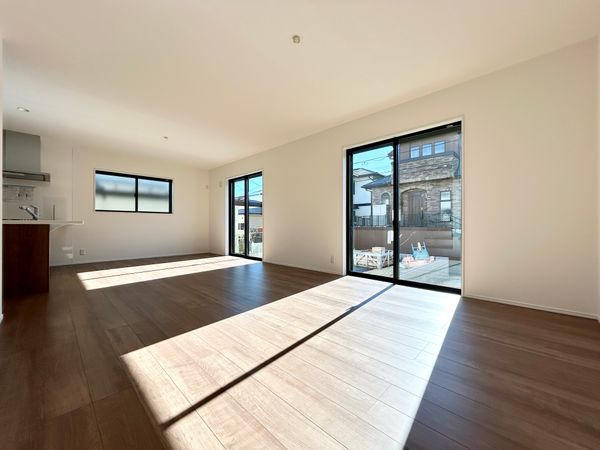 栄区野七里1丁目 新築戸建 リビング 栄区野七里1丁目 新築戸建 リビング