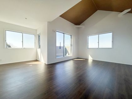 港南区日野南7丁目 新築戸建 リビング