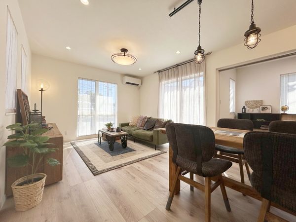 磯子区田中2丁目 戸建 1号棟 リビング