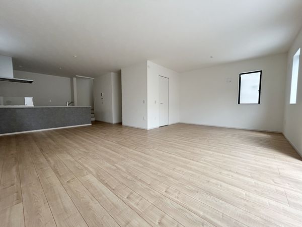 栄区犬山町 新築戸建 1号棟 リビング