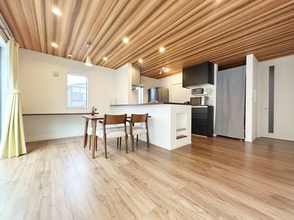 港南区日野南6丁目 戸建 リビング 港南区日野南6丁目 戸建 リビング