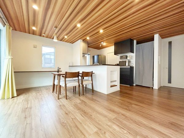 港南区日野南6丁目 戸建 リビング 港南区日野南6丁目 戸建 リビング