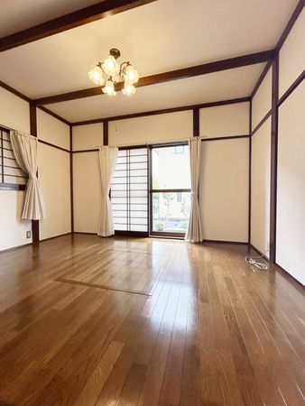 横浜市港南区日野南6丁目 戸建 リビング