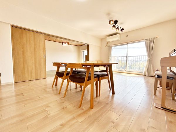 港南台プリンスハイツ 1号館1号棟 リビング