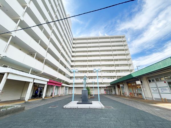 野庭団地 665-1号棟 外観 野庭団地 665-1号棟 外観