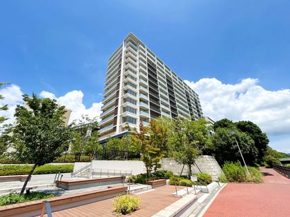 パークホームズ横浜本郷台リバーサイドヴィラ THE EAST 外観