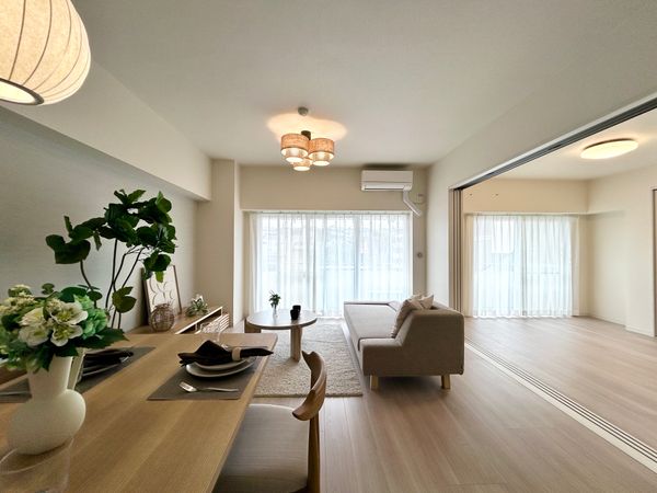 コンドミニアム港南台 リビング コンドミニアム港南台 リビング