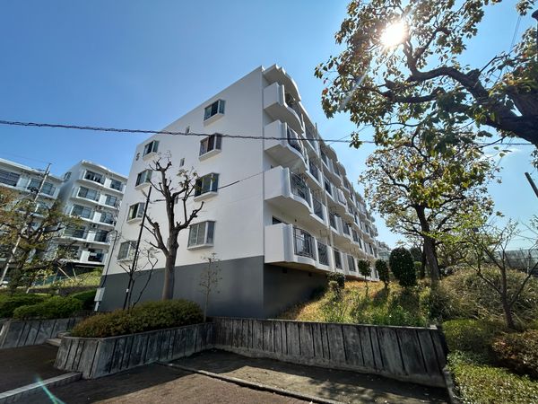 港南台プリンスハイツ 5号館 外観