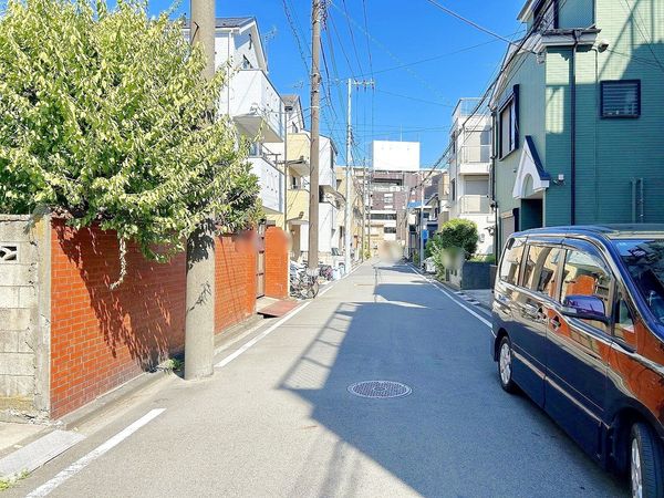鶴見区栄町通1丁目(土地)2区画 前面道路含む外観 鶴見区栄町通1丁目(土地)2区画 前面道路含む外観