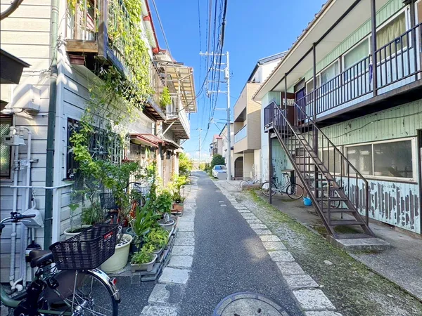 現地：（現況：古家有/2025年９月撮影）