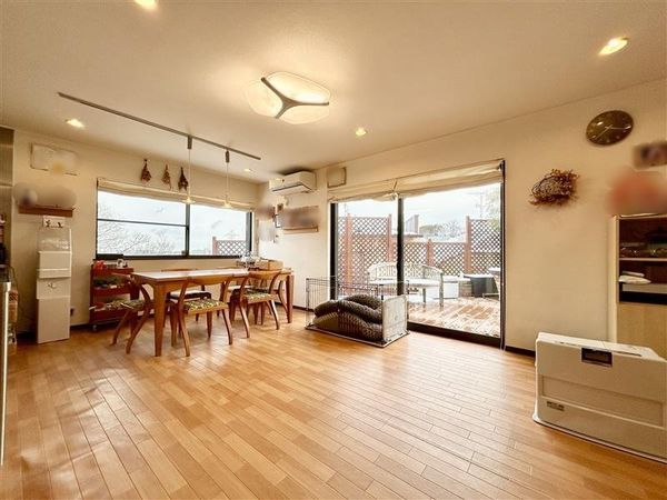 鶴見区上末吉1丁目(戸建) リビング