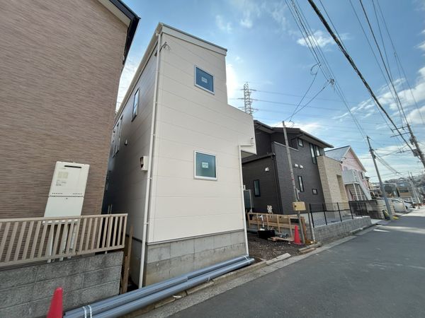 鶴見区上末吉3丁目(新築戸建) 外観