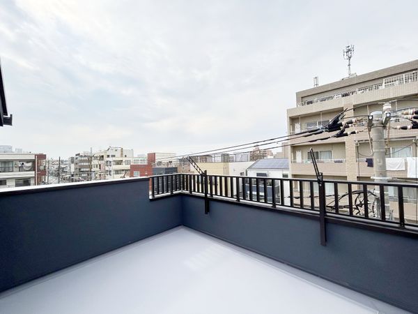 鶴見区仲通3丁目(新築戸建) バルコニー 鶴見区仲通3丁目(新築戸建) バルコニー