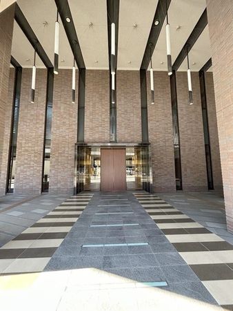 ロイヤルタワー横濱鶴見 エントランス ロイヤルタワー横濱鶴見 エントランス