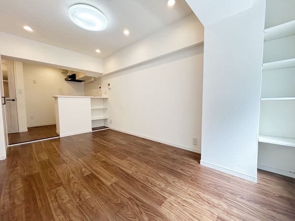 シヤトレー鶴見千代田ビル リビング