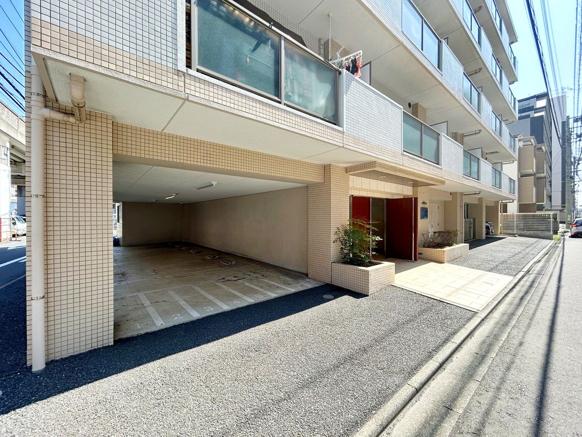 ドメイン横濱鶴見 駐車場 駐車場