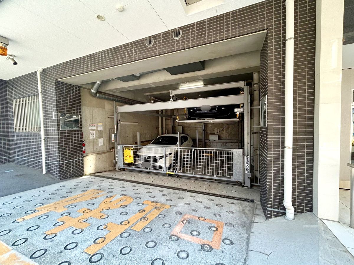 センチュリー横濱鶴見 駐車場 駐車場