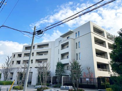 プラウド横濱鶴見二見台 外観