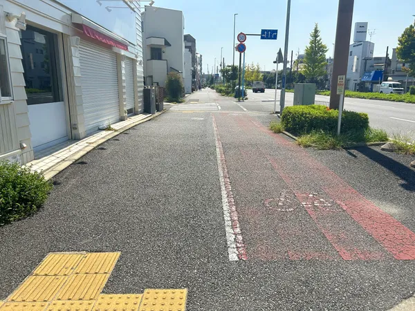西側歩道