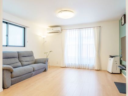 西区西戸部町2丁目(戸建) リビング