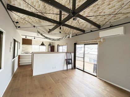 神奈川区神大寺1丁目(戸建) リビング