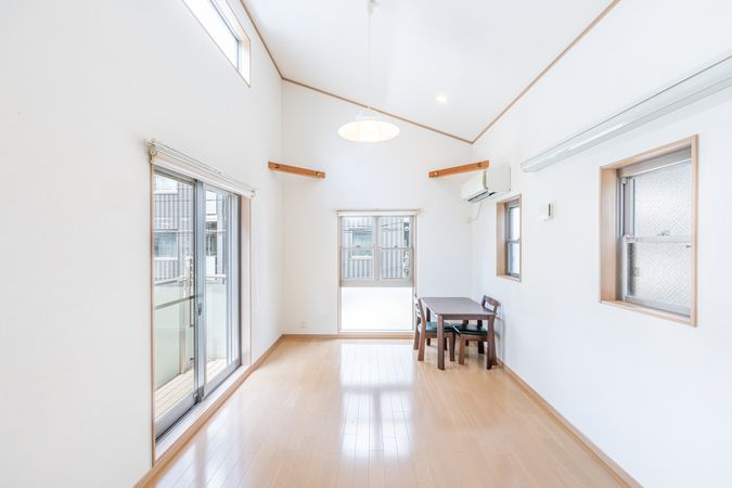 神奈川区東神奈川1丁目(戸建) リビング 神奈川区東神奈川1丁目(戸建) リビング