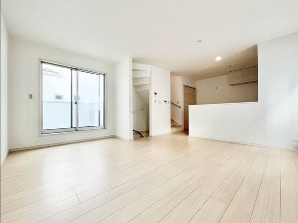 神奈川区神大寺1丁目(新築戸建)11号棟 リビング
