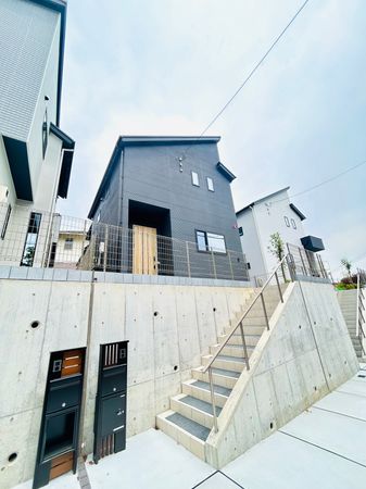 神奈川区沢渡(新築2号棟) 外観