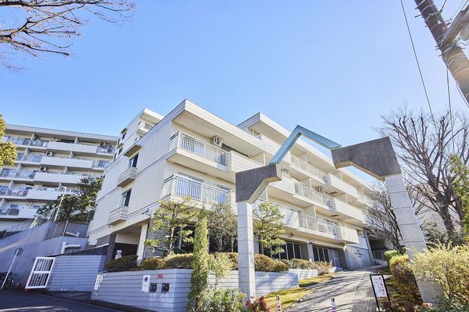インペリアル東白楽ガーデンハウス 外観