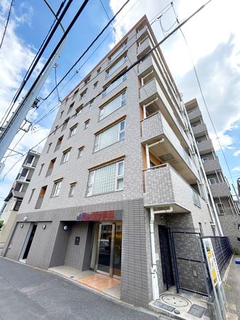 アールヴェール横濱反町 外観
