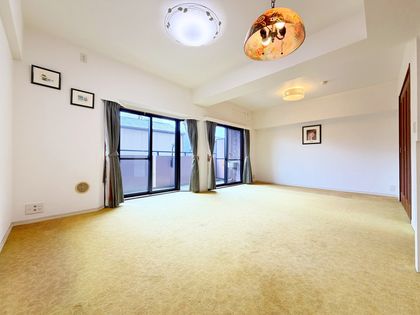 ランドシティ紅葉ヶ丘パークサイド リビング