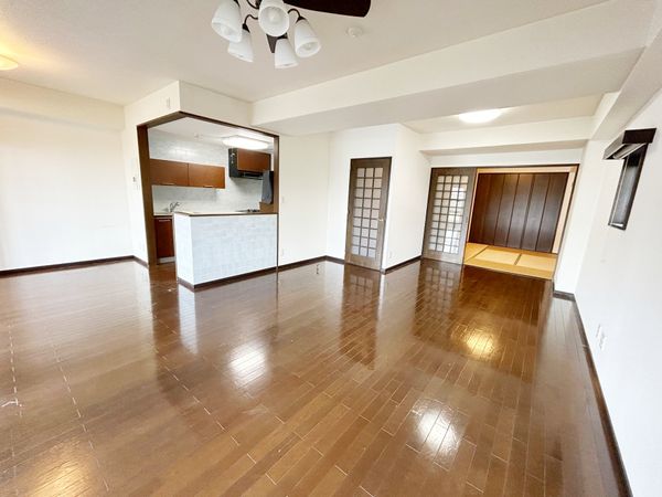 ヨコハマポートサイドロア参番館 リビング ヨコハマポートサイドロア参番館 リビング