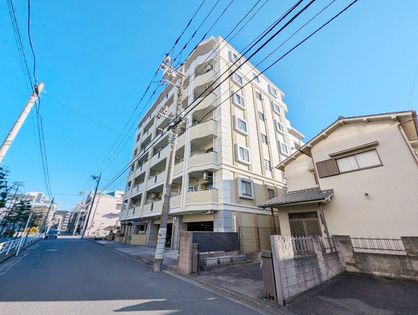 リブゼ横浜プライオシティ 外観