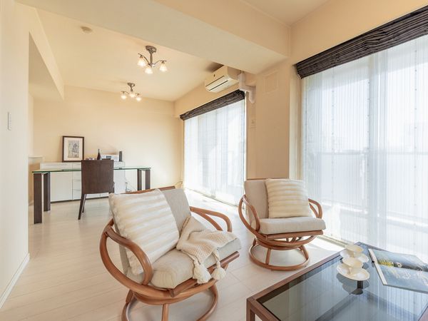 アーリアシティ横浜 リビング アーリアシティ横浜 リビング