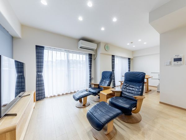 デイパーク横濱天王町 リビング デイパーク横濱天王町 リビング