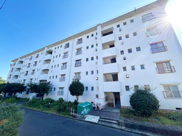 ガーデン山団地 9号棟 外観 ガーデン山団地 9号棟 外観