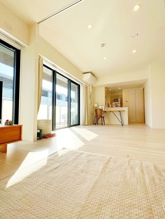 プレディア横浜高島台 リビング プレディア横浜高島台 リビング