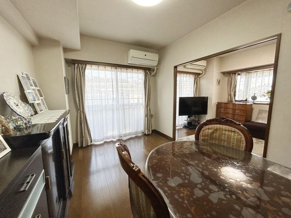 日神パレステージ横濱 リビング