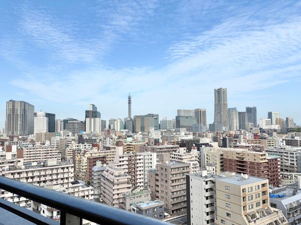 ヨコハマタワーリングスクエア ザ・イースト 眺望