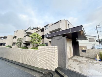 パーク・ハイム三ツ沢 外観