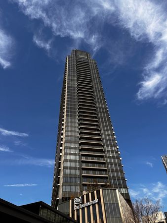 THE YOKOHAMA FRONT TOWER 外観