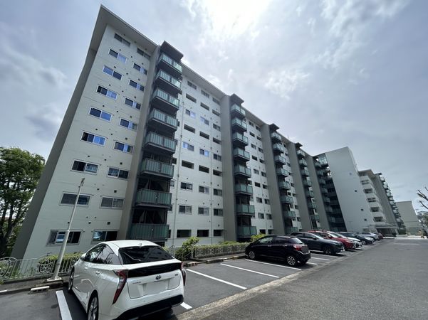 三ツ沢ハイタウン 参号棟 外観 三ツ沢ハイタウン 参号棟 外観