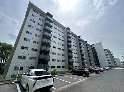 三ツ沢ハイタウン 参号棟 外観