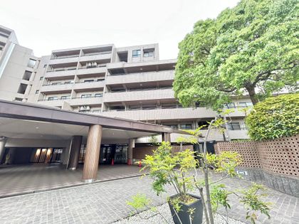 ヒルトップ横浜根岸 セントラルコート 外観