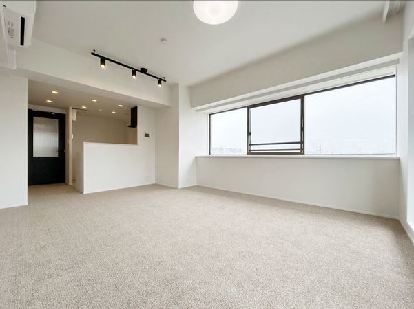 三ツ沢上町パーク・ホームズ弐番館 リビング 三ツ沢上町パーク・ホームズ弐番館 リビング
