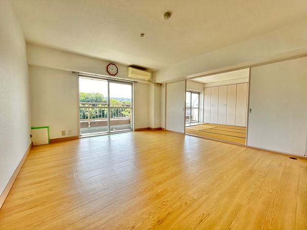 山手町マンション リビング 山手町マンション リビング