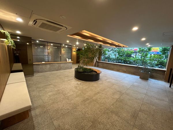 イニシア横浜天王町 エントランス