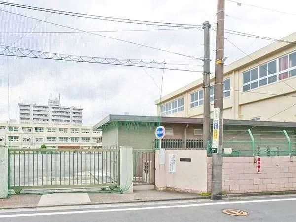徒歩4分